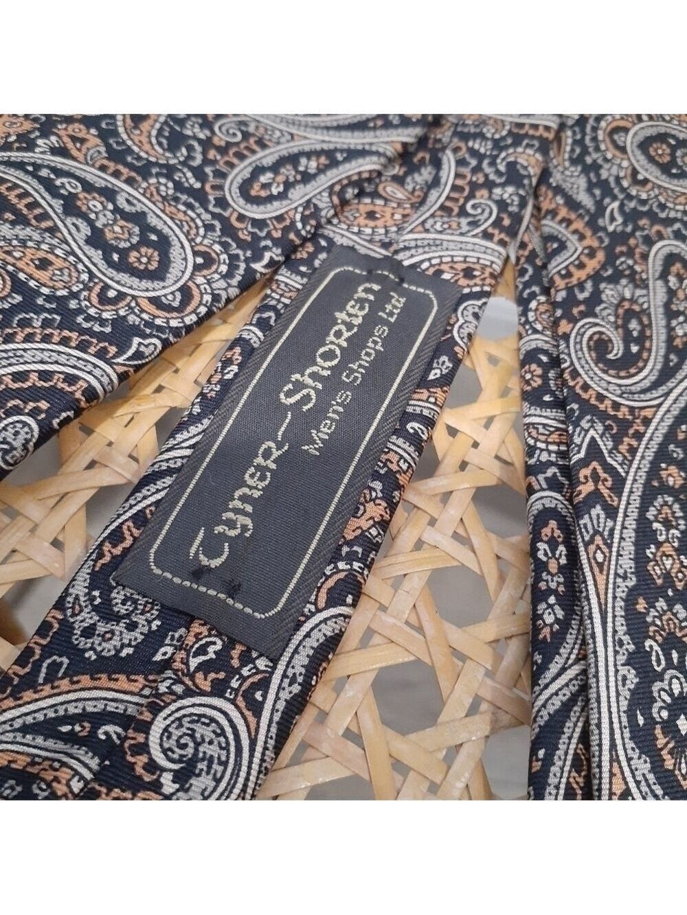 Vintage FRAME Paisley Silk Tie - Picture 4 of 8